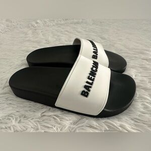 BALENCIAGA Raised Logo Embossed Rubber Pool Sandals Slides‎ Shoes White $395 36